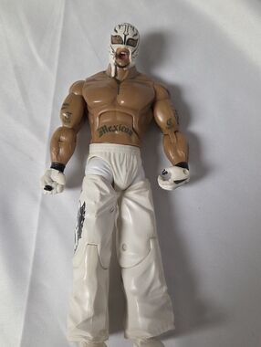 WWE Rey Mysterio 2005 Jakks Pacific Ruthless Aggression Series 13 Figure